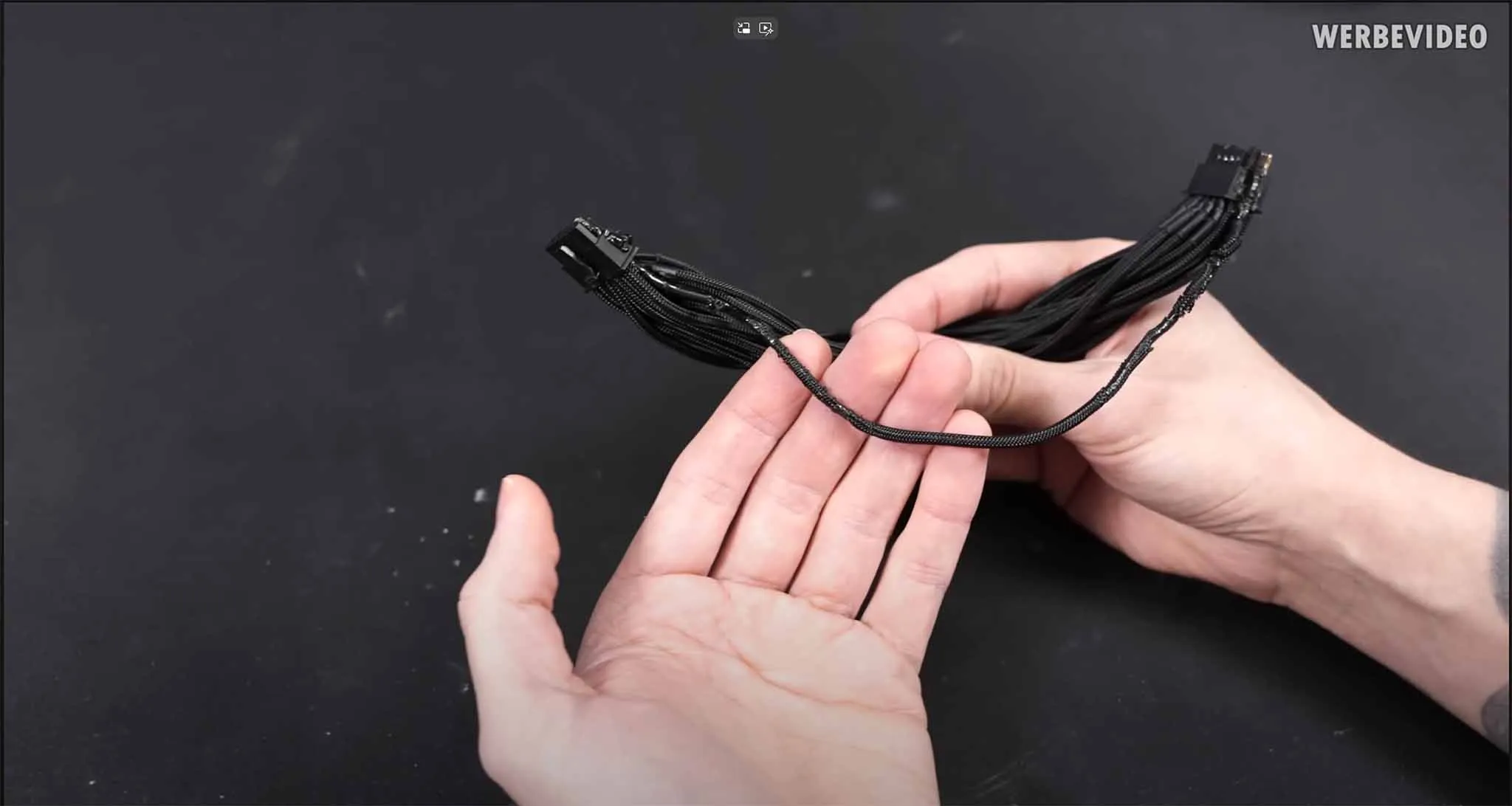 RTX 50 Series thật sự "cháy" theo nghĩa đen anc nvidia rtx 50 series 1 11zon