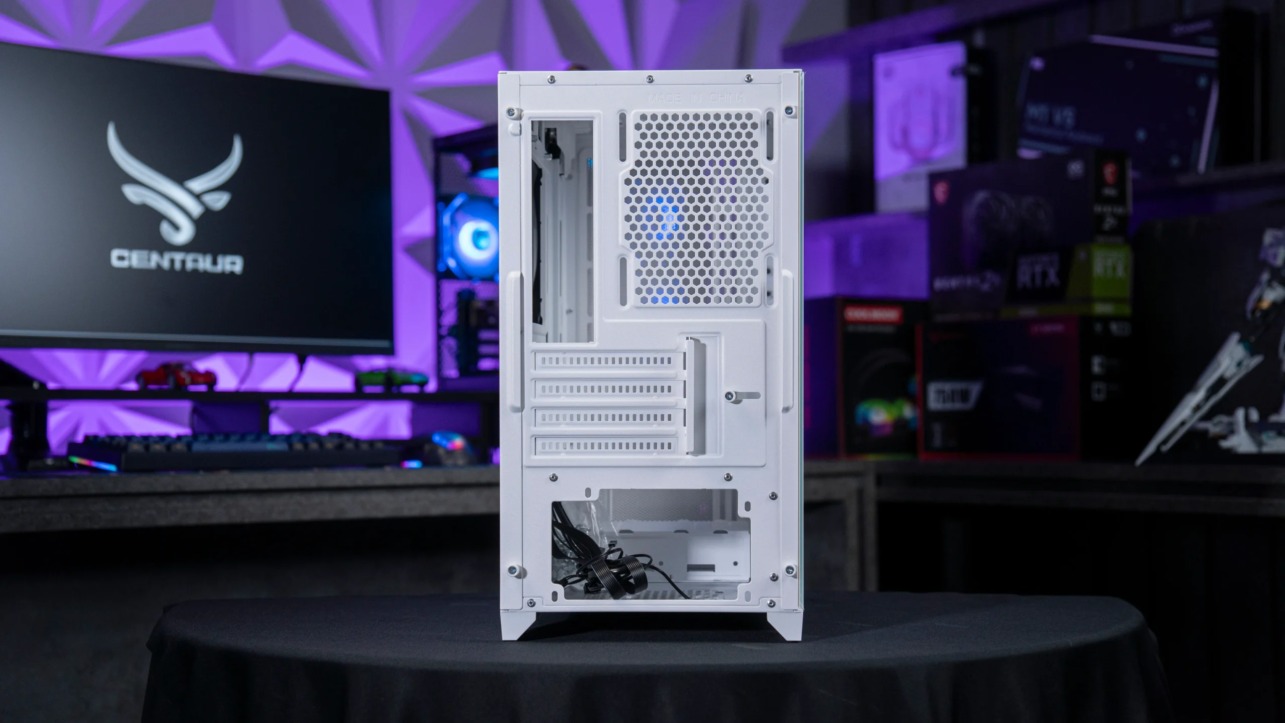 VỎ CASE CENTAUR ODYSSEY C09 WHITE- (NO FAN) ANC17 11zon 2