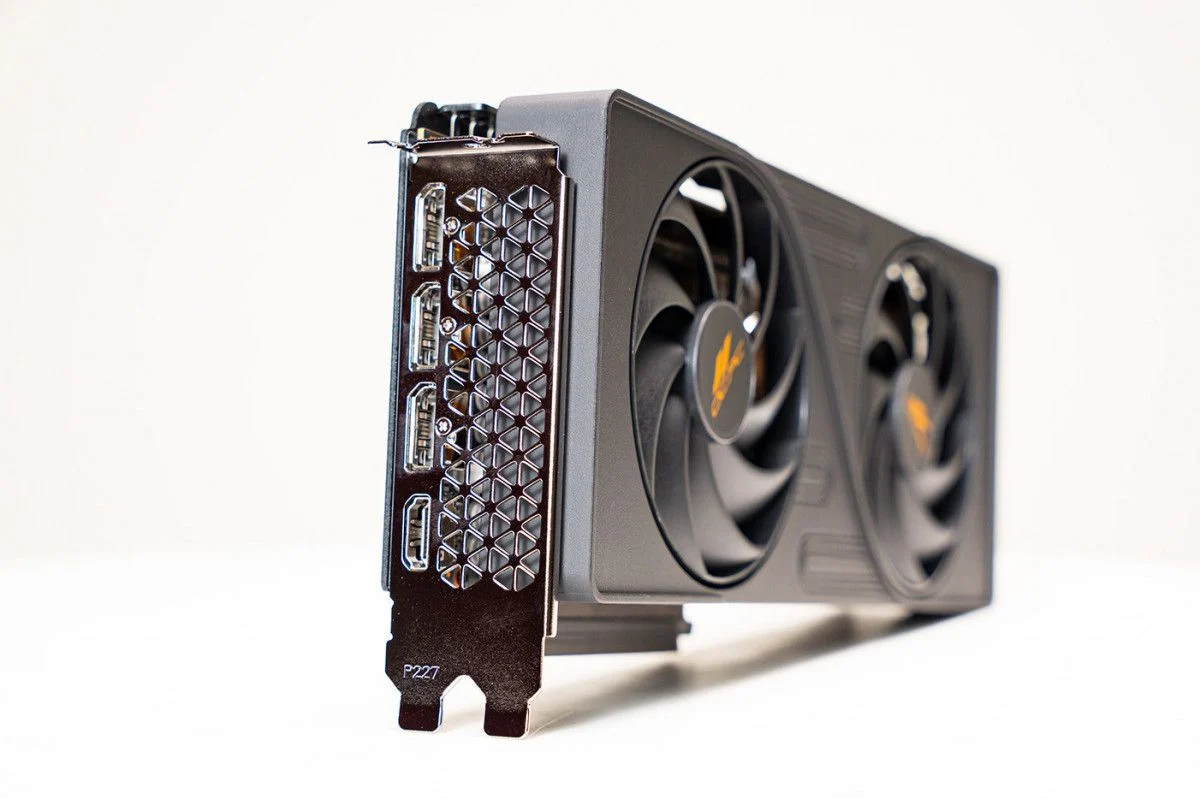 Card màn hình OCPC GeForce RTX 3070 DUAL XE 8GB GDDR6 6OCPC GeForce RTX 3070 DUAL XE 8GB GDDR6